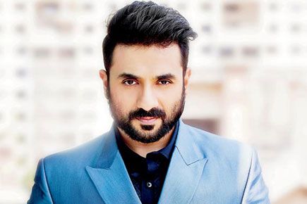 Vir Das Height, Weight, Age, Wife, Affairs & More