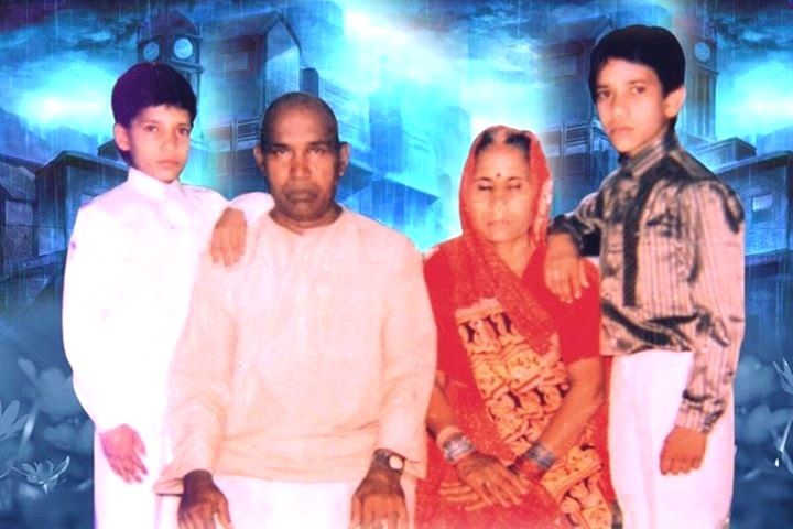 Pravesh Lal Yadav parents