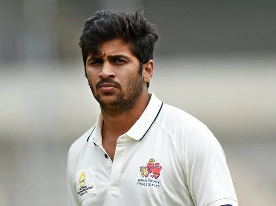 Shardul Thakur Height, Age, Girlfriend, Family, Biography & More