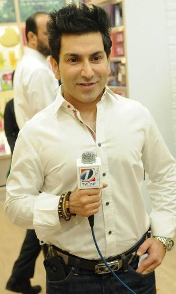 Singer Faakhir Mehmood