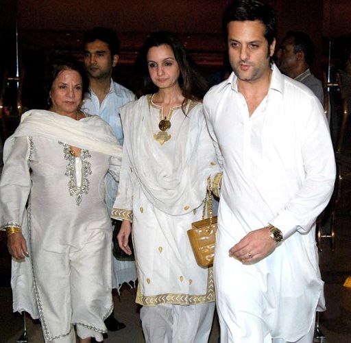 Fardeen Khan with his mother and sister Laila