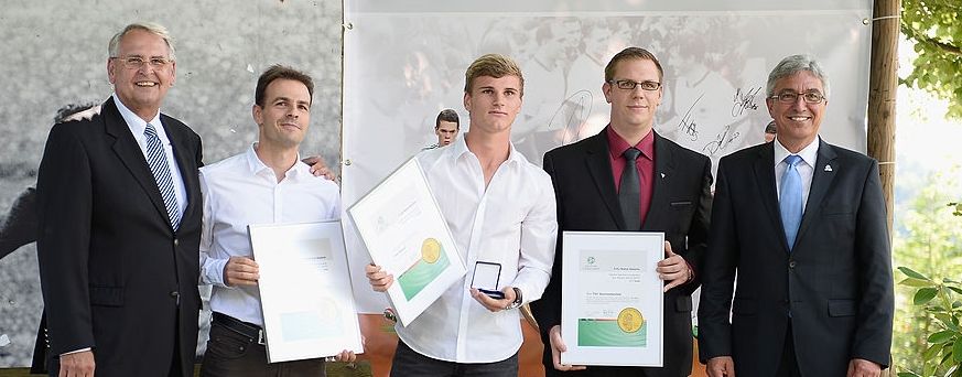 Timo Werner winning the Fritz Walter gold medal