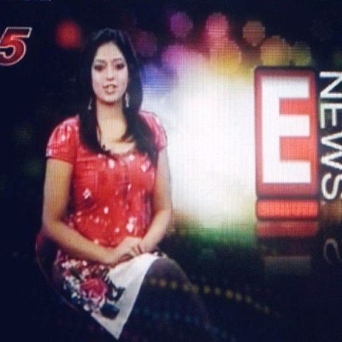 Reshma Pasupuleti with E-News