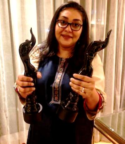 Meghna Gulzar with her filmfare awards