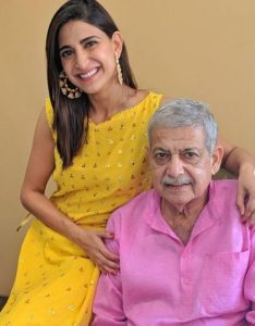 Aahana Kumra with her father